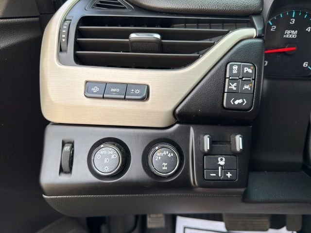 2020 GMC Yukon Denali - Photo 32