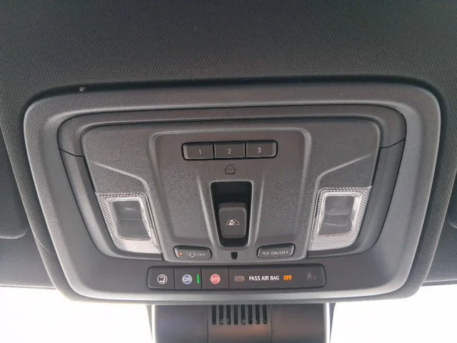 New 2026 Polar White Tricoat Chevrolet High Country image 18