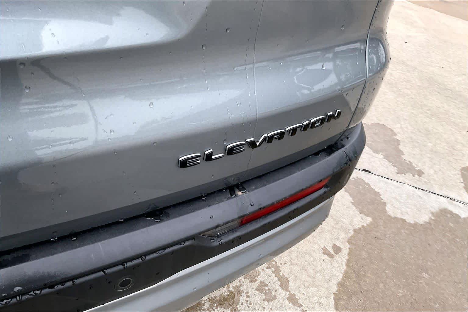 Used 2024 Sterling Metallic GMC FWD Elevation image 10