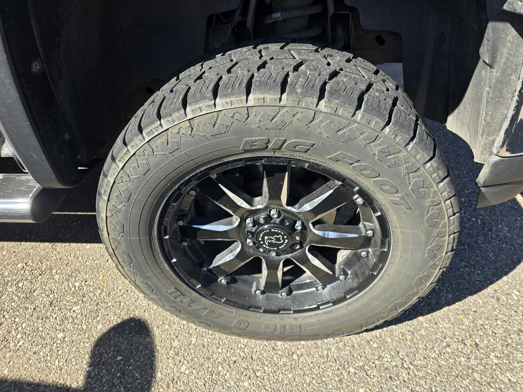 Used 2012 Onyx Black GMC SLT image 9