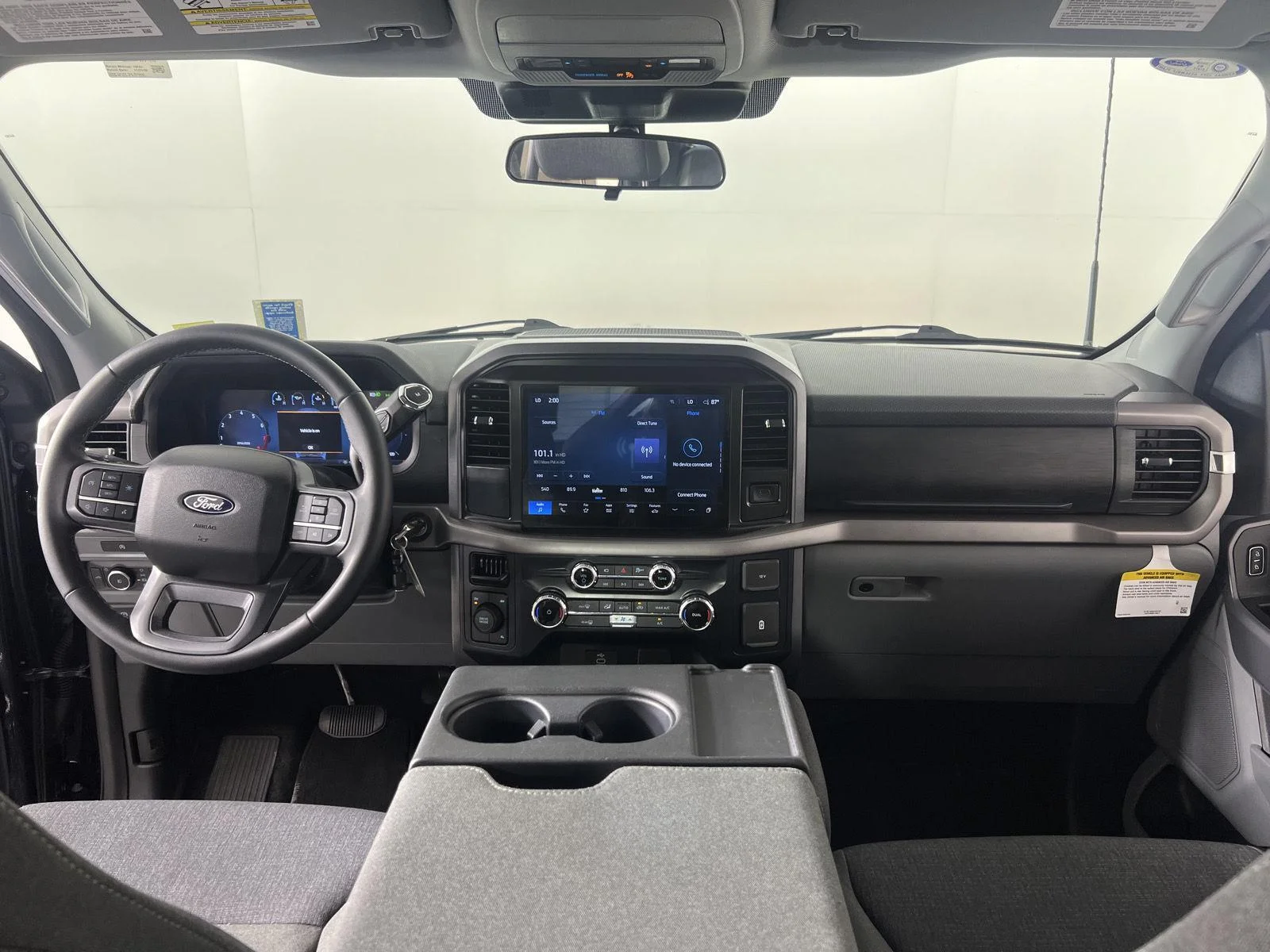 Used 2025 Agate Black Ford XLT image 3