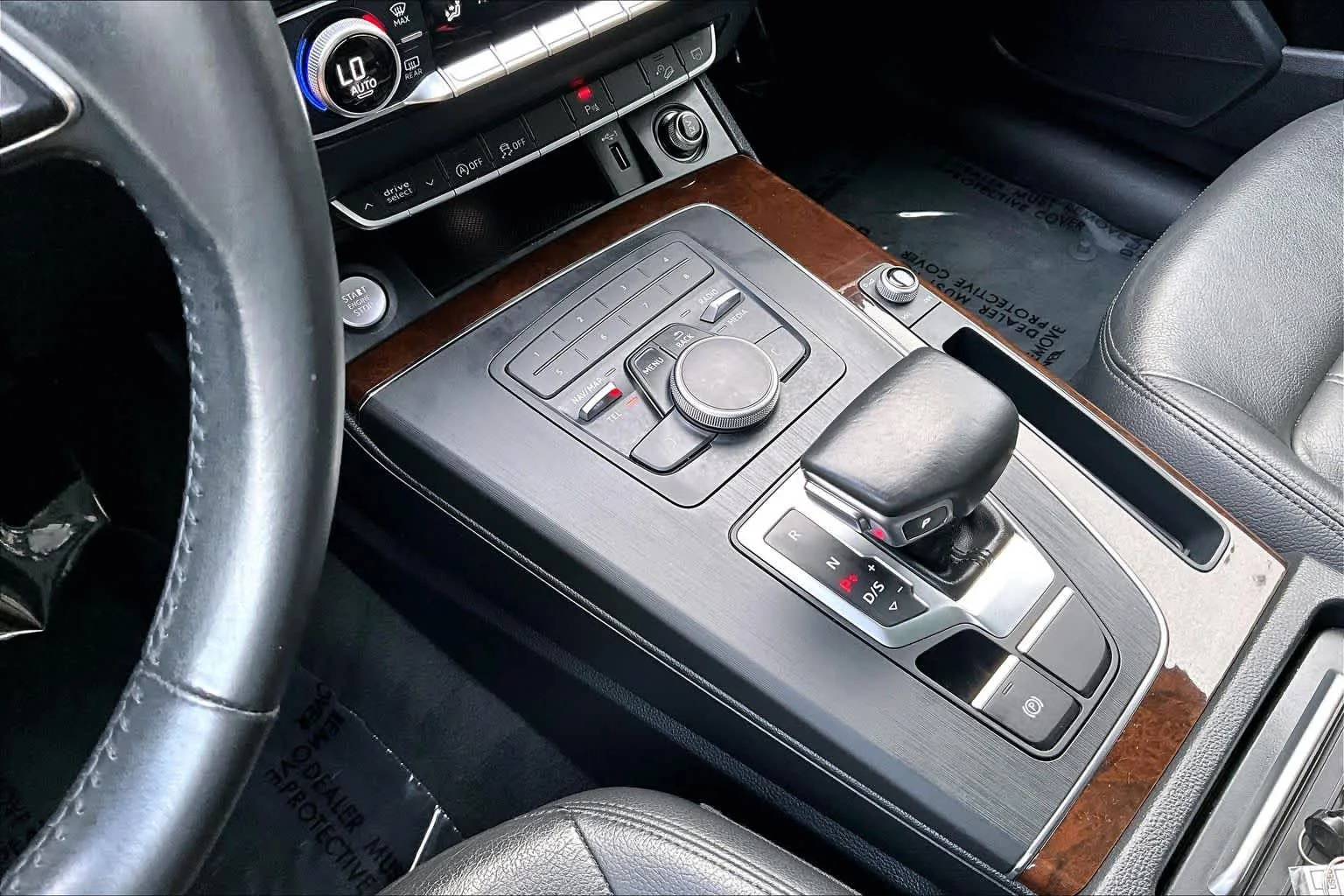 Used 2020 Brilliant Black Audi Premium image 17
