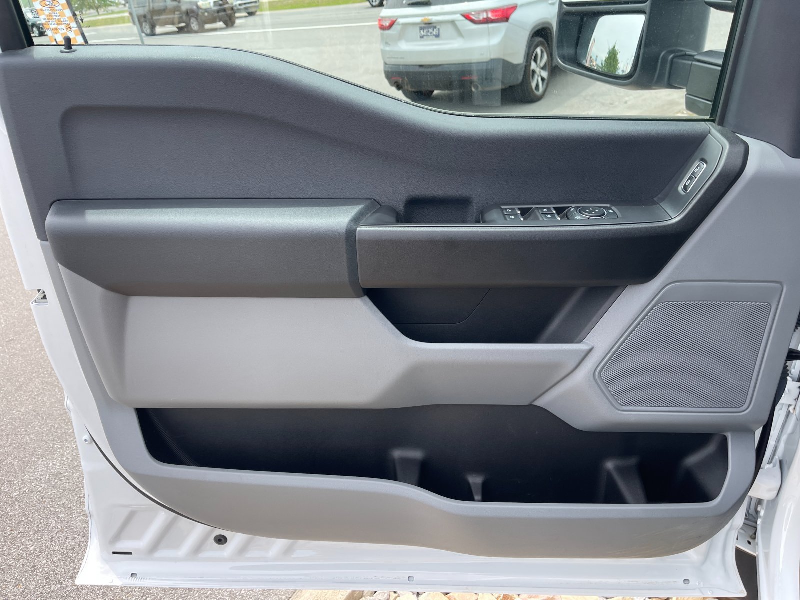 Used 2024 White Ford XL image 12