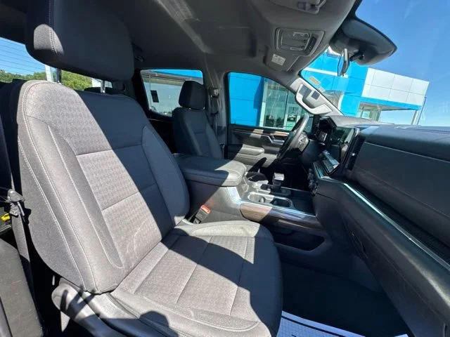 2023 Chevrolet Silverado 1500 RST - Photo 11