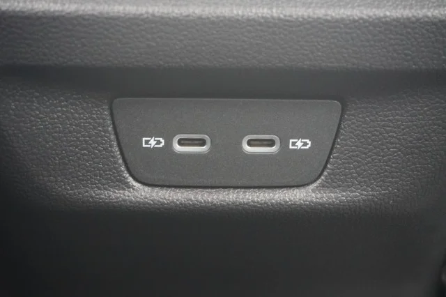 New 2026 Monterey Blue Pearl Volkswagen 2.0T SE image 23