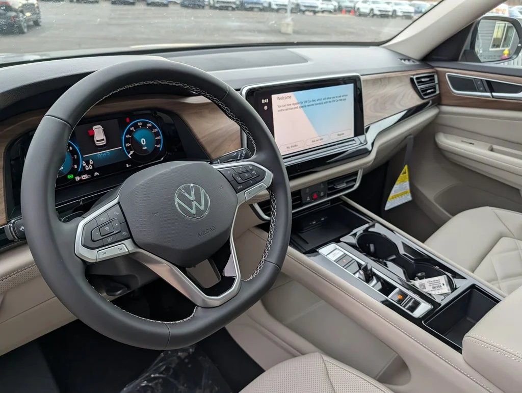 New 2026 Silver Volkswagen 2.0T SE w/Technology image 19