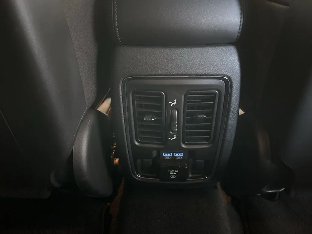 Used 2022 Black Jeep Limited image 25