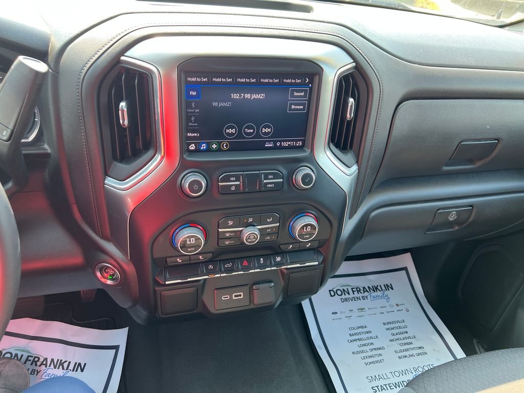 Used 2022 Gray Chevrolet LT image 21