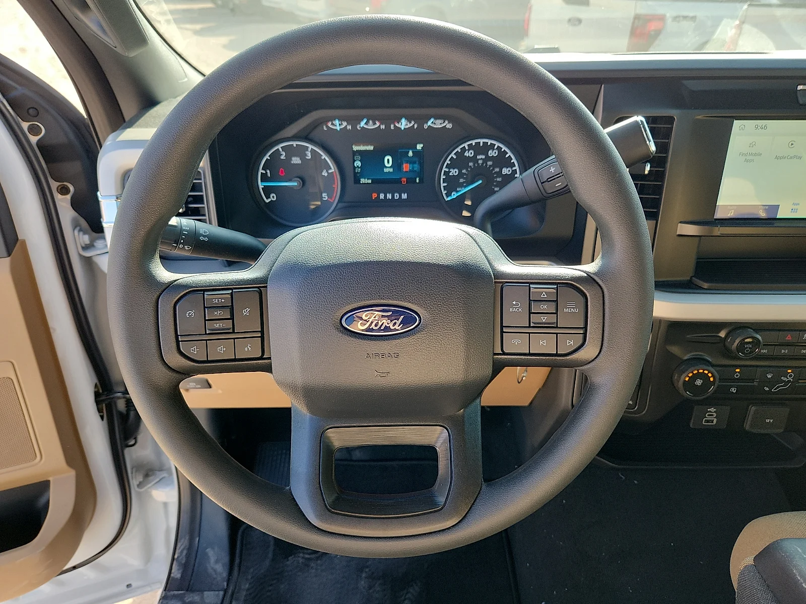 New 2027 Oxford White Ford XLT image 21