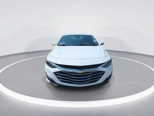 Used 2024 White Chevrolet LS image 3
