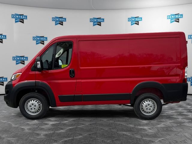 New 2026 Flame Red Clear-Coat Exterior Paint Ram Low Roof image 2