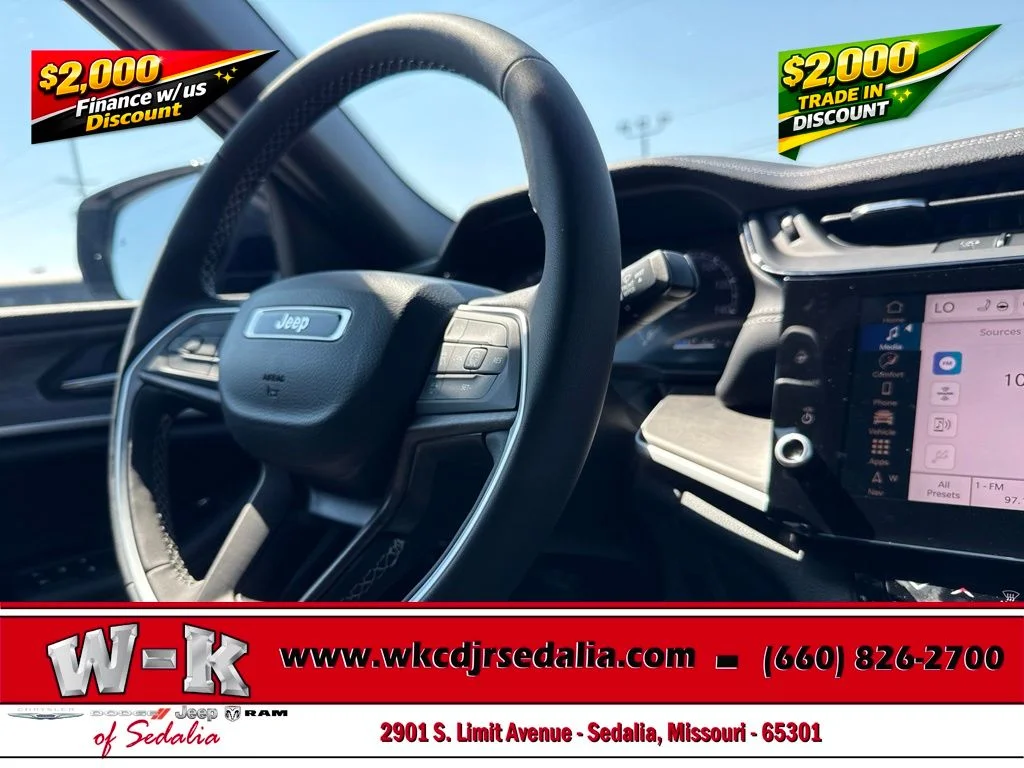 New 2027 Gray Jeep Altitude image 38
