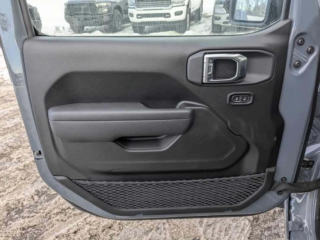 New 2026 Dark blue Jeep Sport - - 4x4 - 2.0L Turbo Engine - 12.3 Uconnect 5 Display - Black Freedom Hardtop & More! image 12