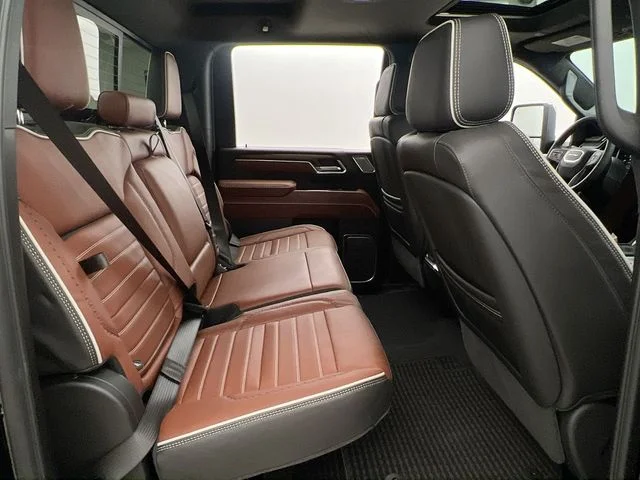Used 2026 Black GMC Denali Ultimate image 17