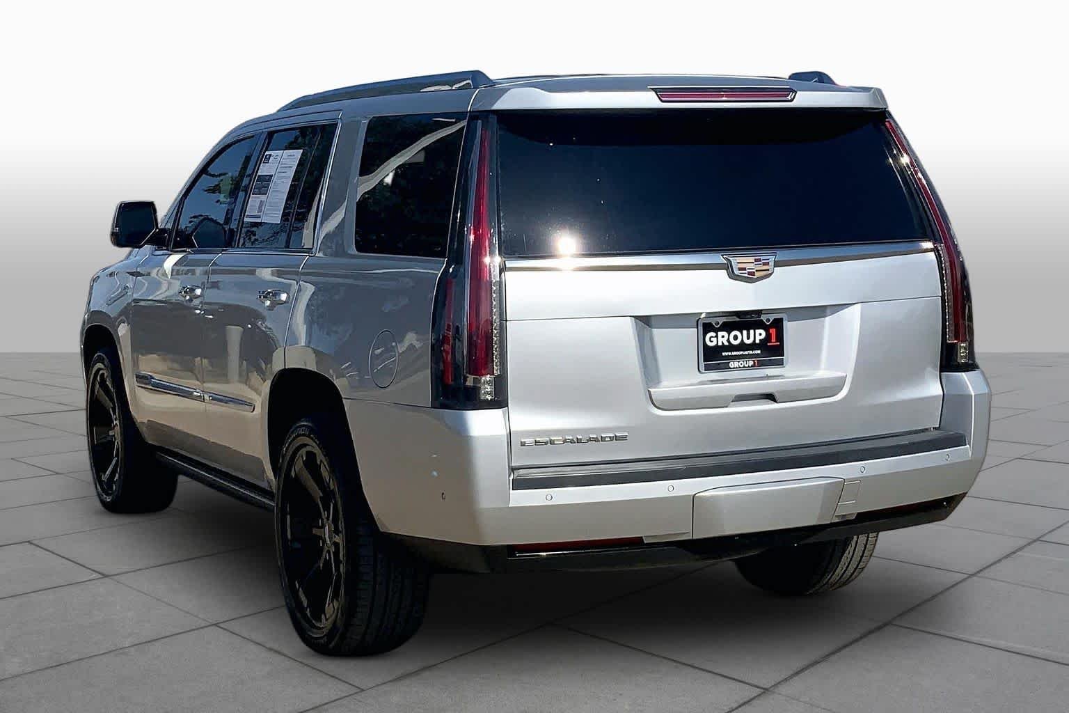 Used 2020 Radiant Silver Metallic Cadillac Premium Luxury image 12