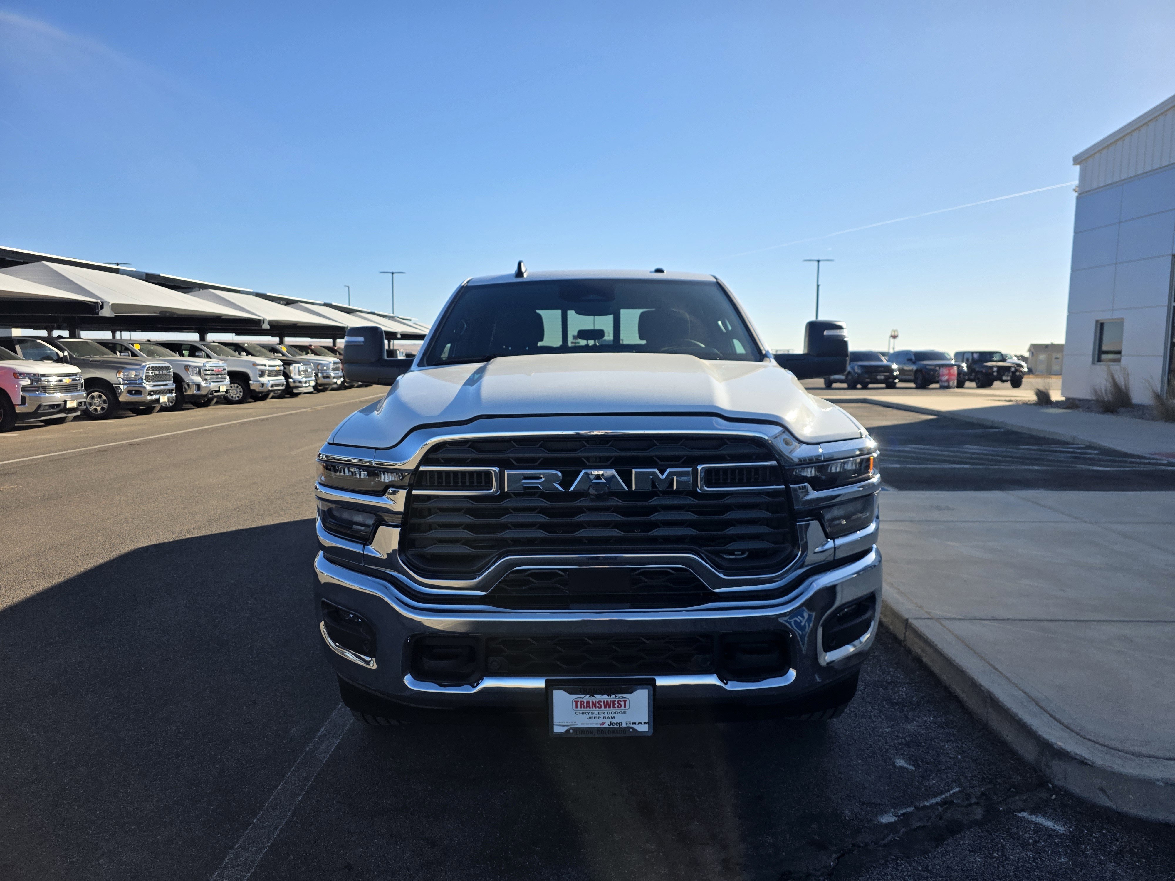 New 2026 Bright White Clear-Coat Exterior Paint RAM Tradesman image 3