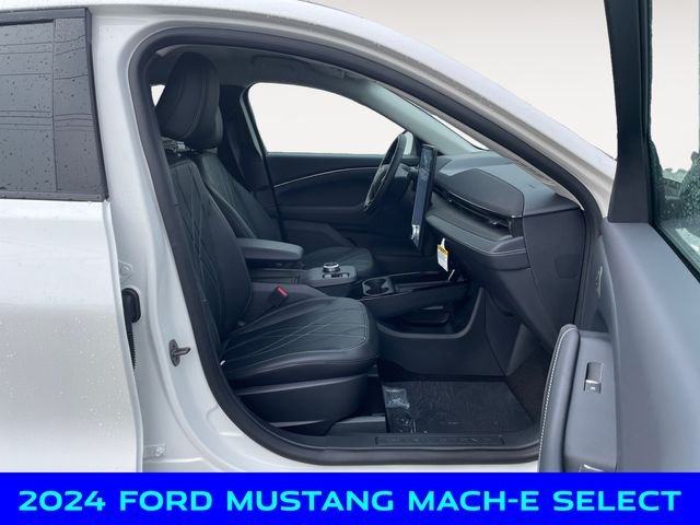 New 2024 White Ford Select image 15