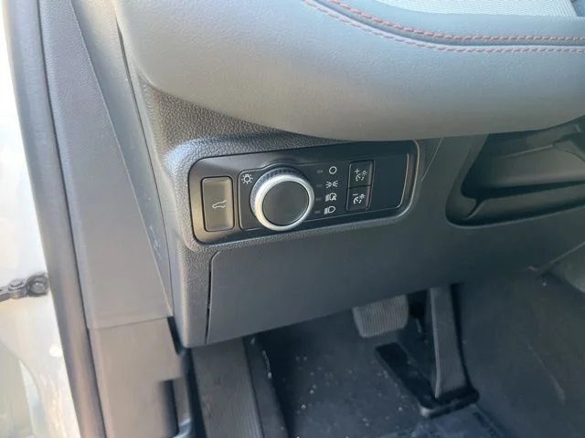 2026 Ford Explorer Active - Photo 10