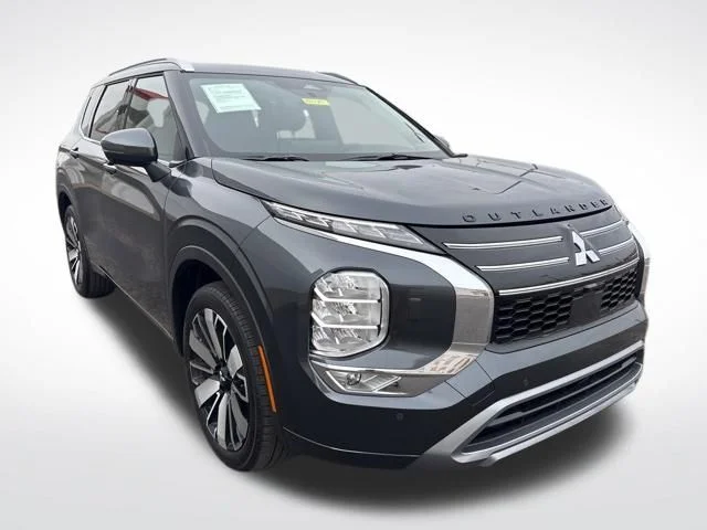 2025 Mitsubishi Outlander SEL S-AWC's photo