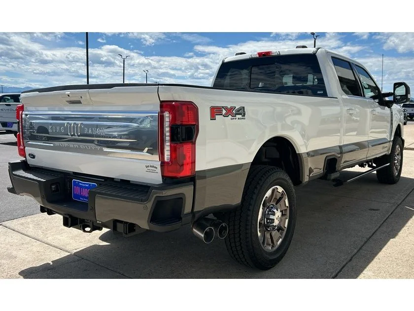 New 2026 Star White Metallic Tri-Coat Ford F-350® King Ranch® image 31