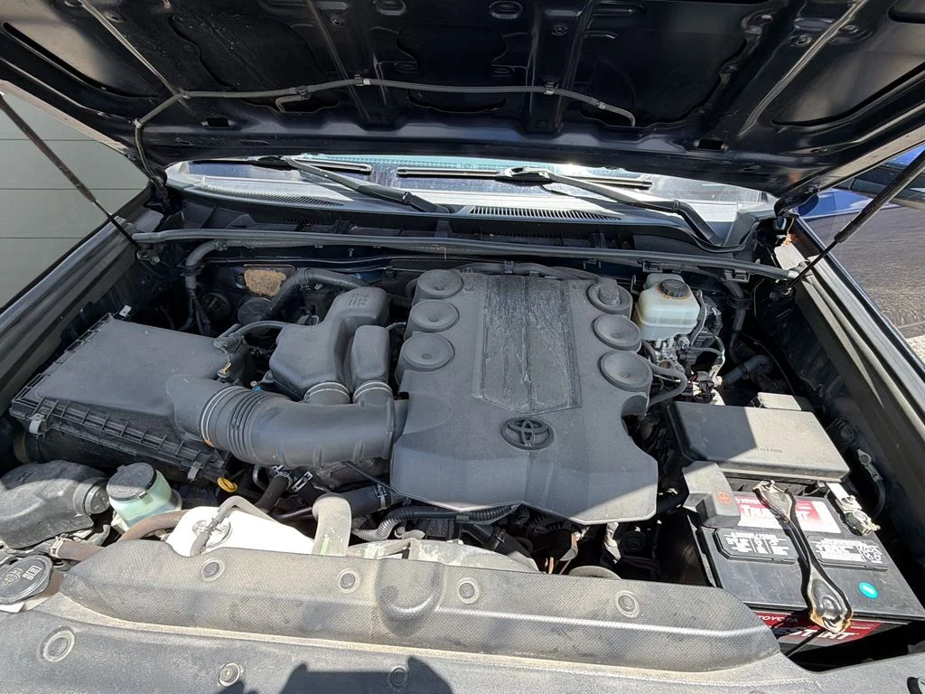 Used 2014 Blue Toyota SR5 Premium image 9