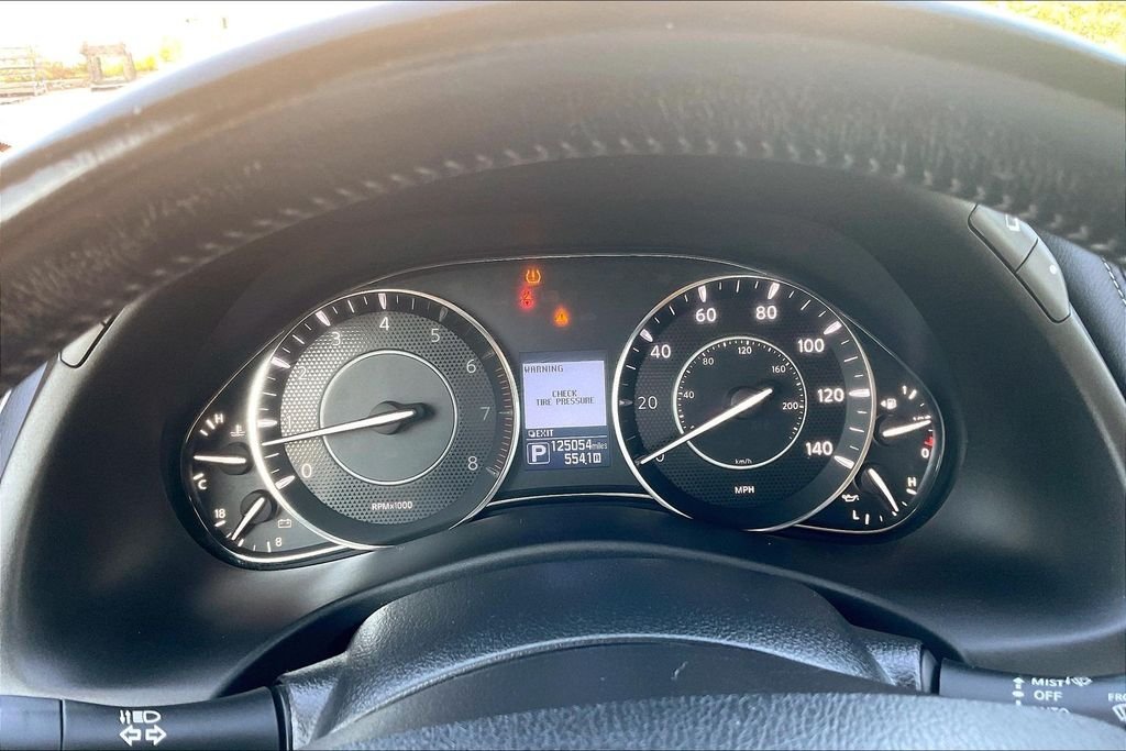 Used 2020 Black Nissan SL image 20