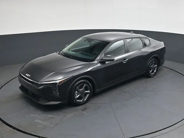 Used 2025 Gray Kia LXS image 31
