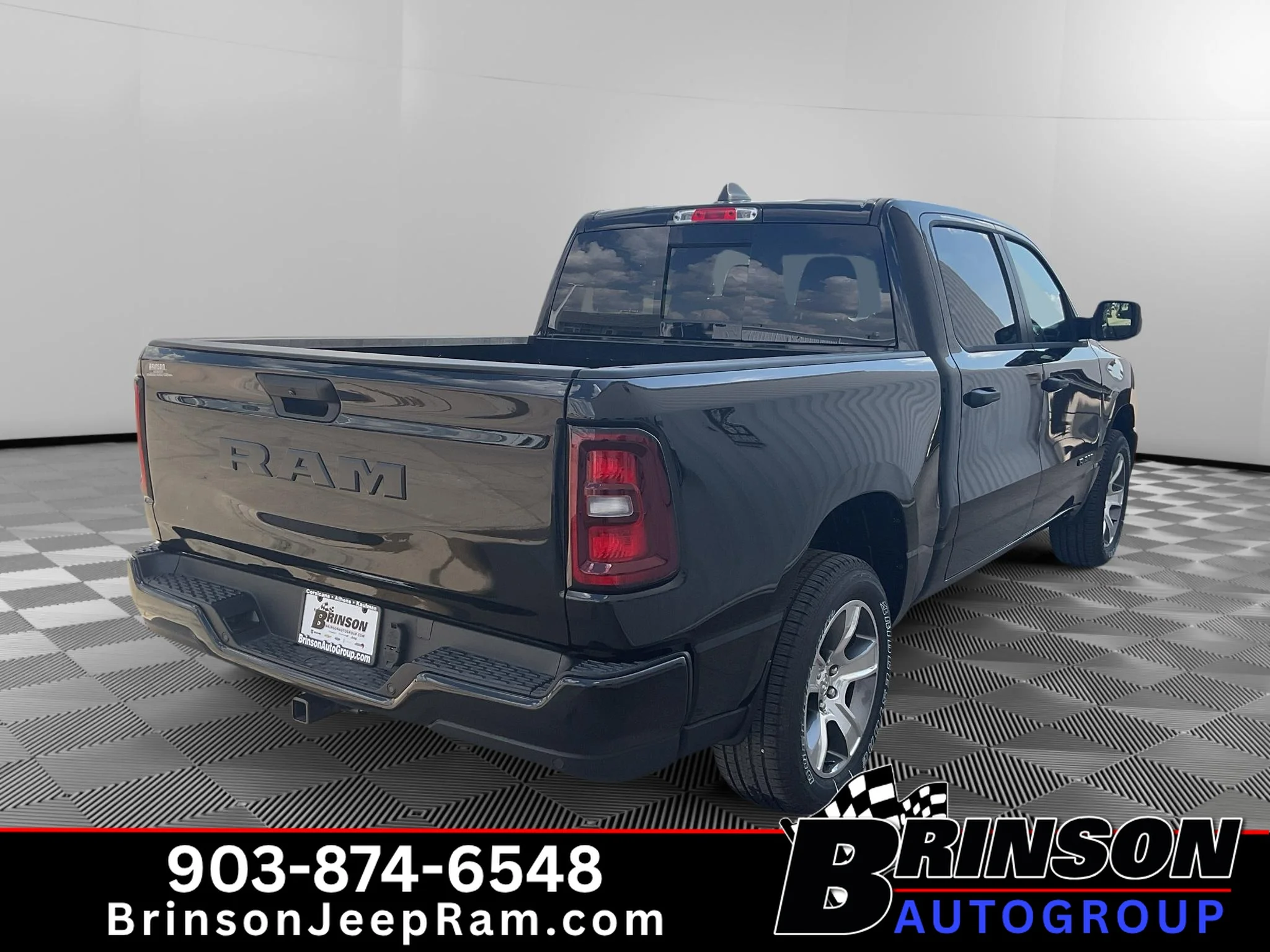 New 2026 Diamond Black Crystal Pearl-Coat Exterior Paint RAM Express image 5