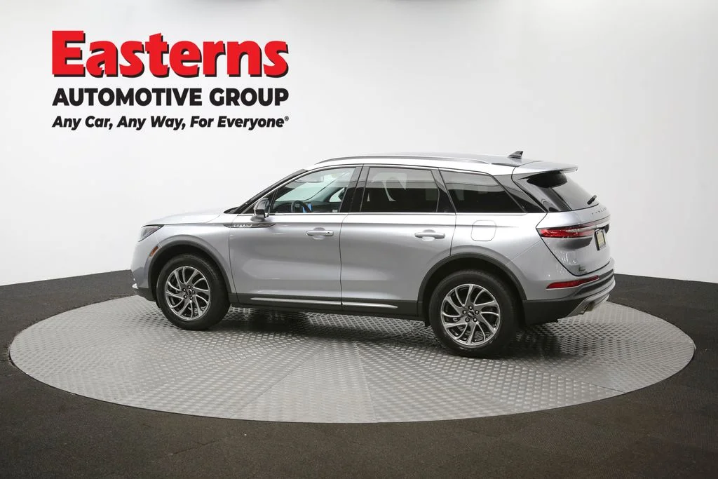 Used 2022 Silver Lincoln Standard image 62