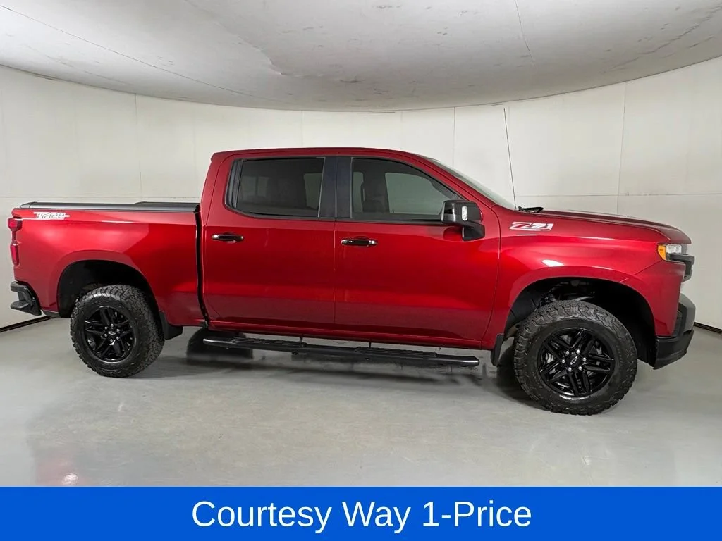 Used 2021 CHERRY RED TINTCOAT Chevrolet LT Trail Boss image 12