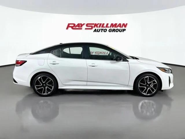 Used 2025 White Nissan SR image 8