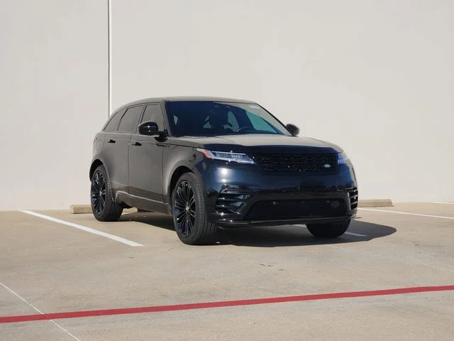 Certified Used 2025 Black Land Rover Dynamic SE image 3