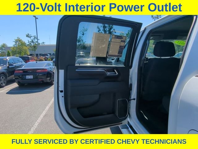 Used 2025 White Chevrolet LT image 36