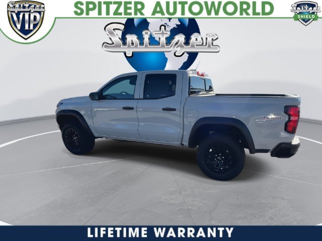 2026 Chevrolet Colorado photo 9 of 41