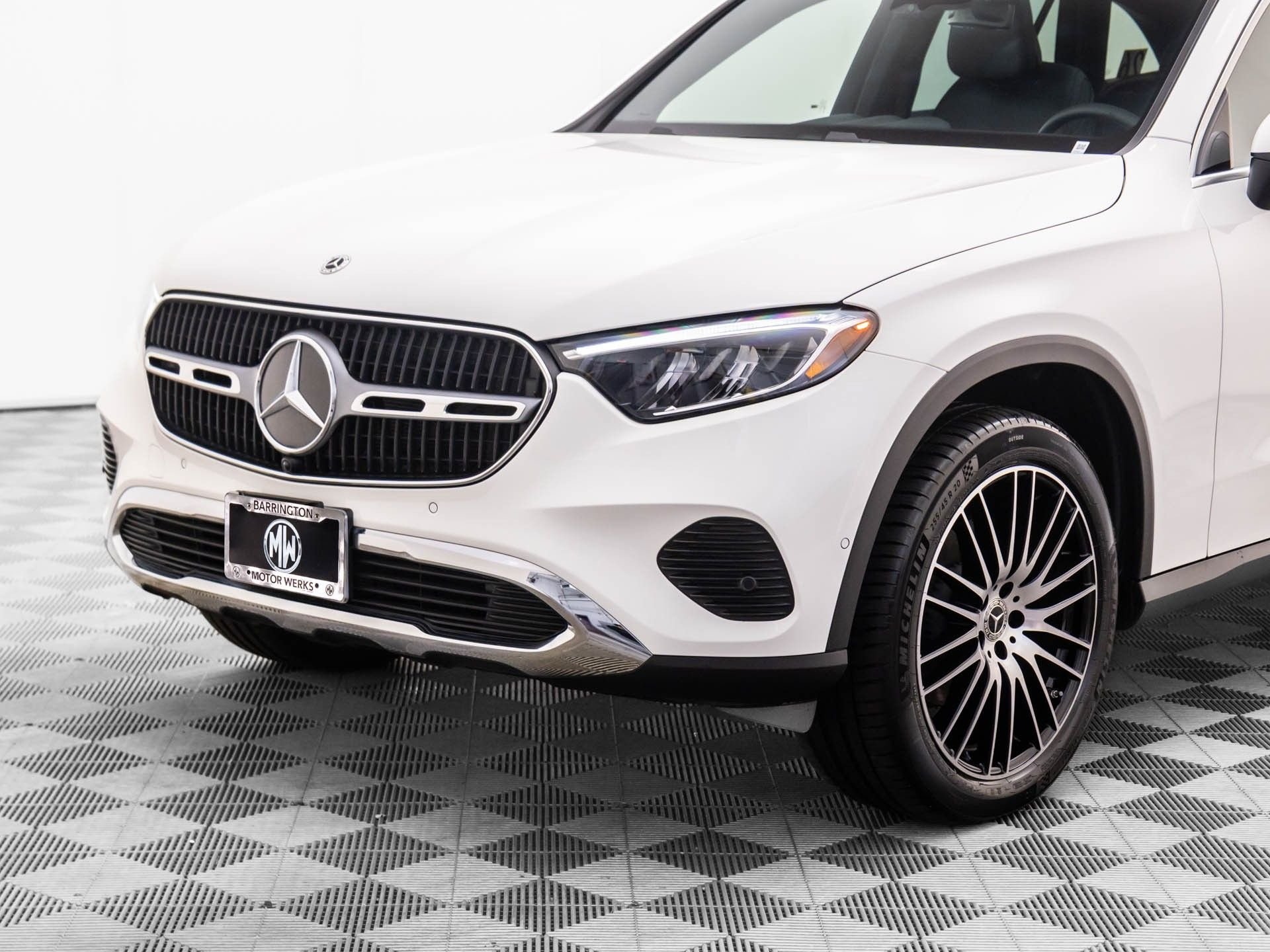 Certified Used 2026 White Mercedes-Benz GLC 300 image 34