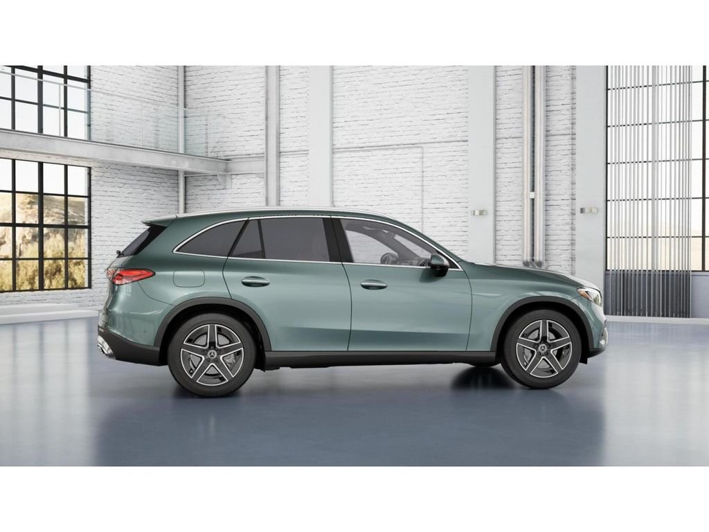 New 2027 Verde Silver Metallic Mercedes-Benz GLC 300 4MATIC® image 17