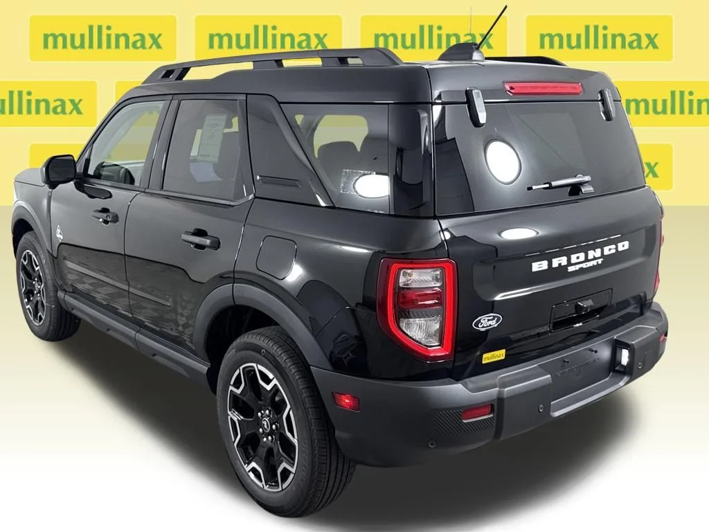 New 2026 Black Ford Outer Banks image 4
