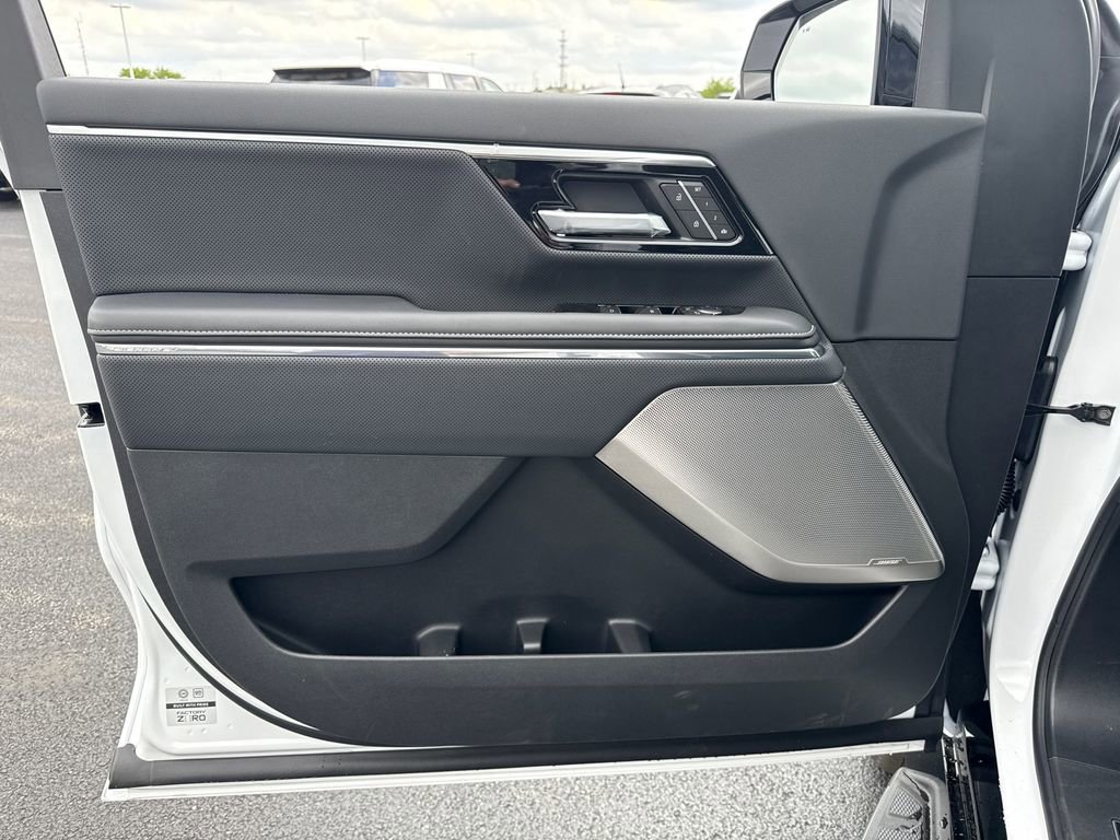 2025 GMC Sierra EV Denali - Photo 16