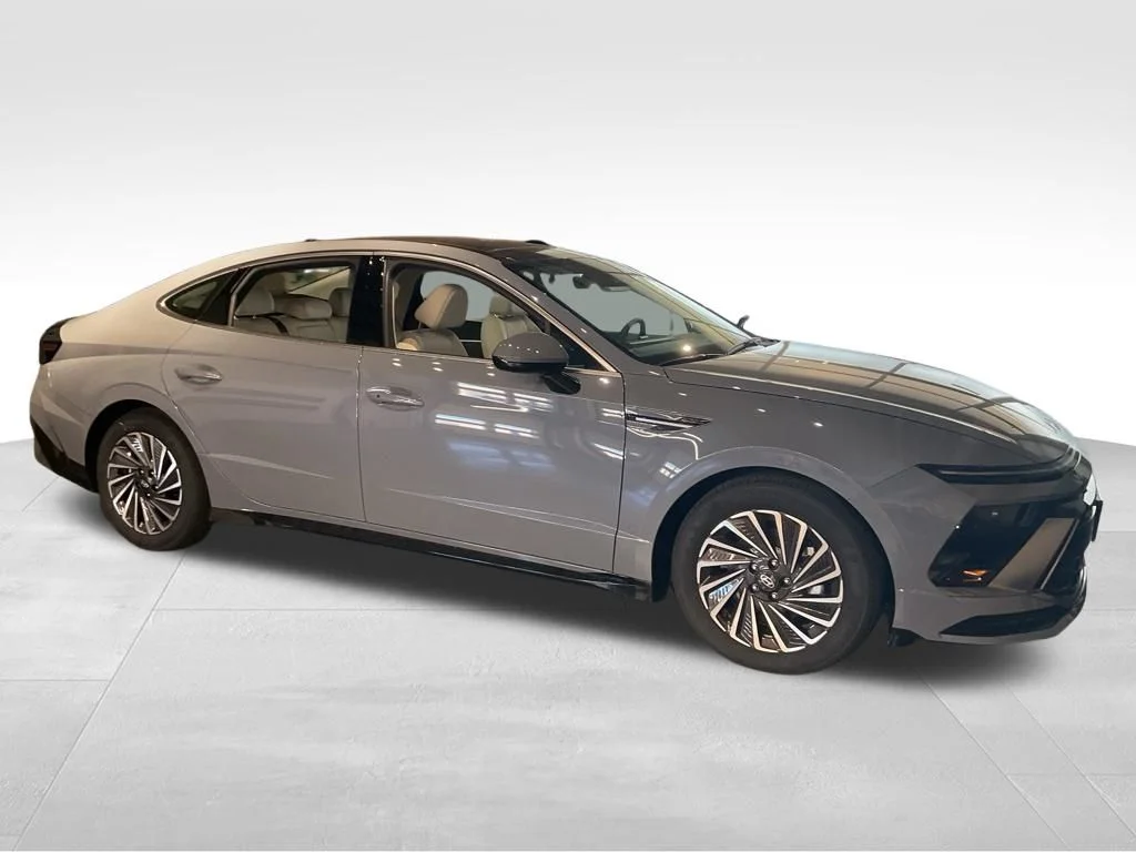 2026 Hyundai Sonata Hybrid