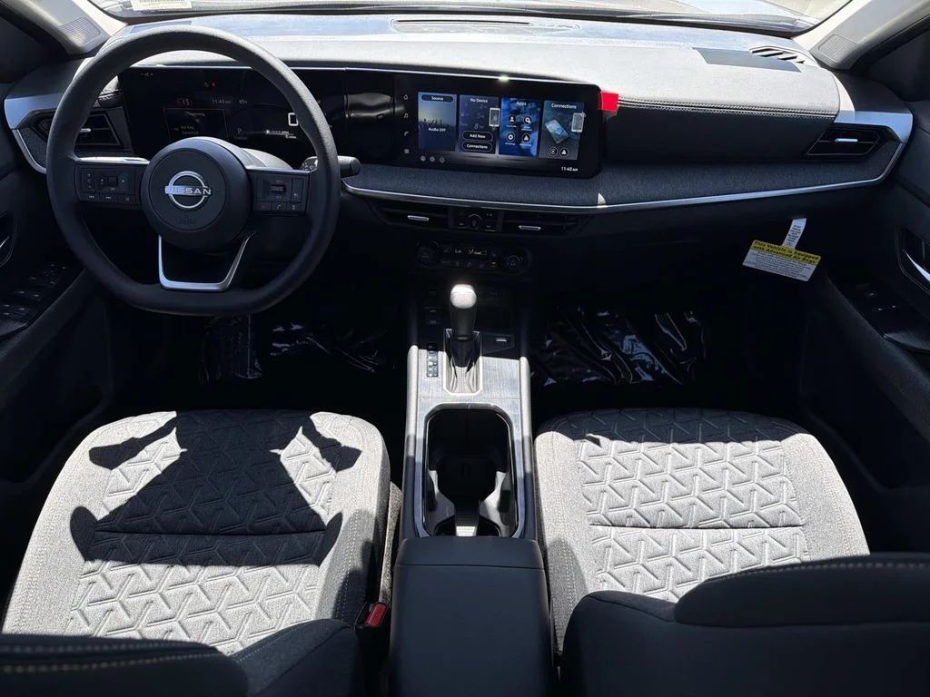 New 2027 Canyon Bronze Metallic Nissan SV image 8