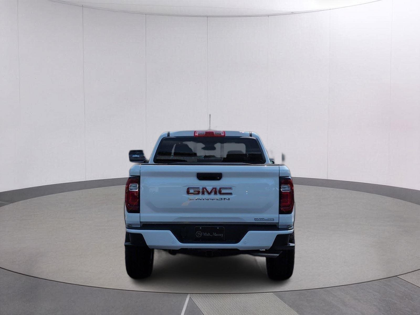 New 2026 Summit White GMC Elevation image 4