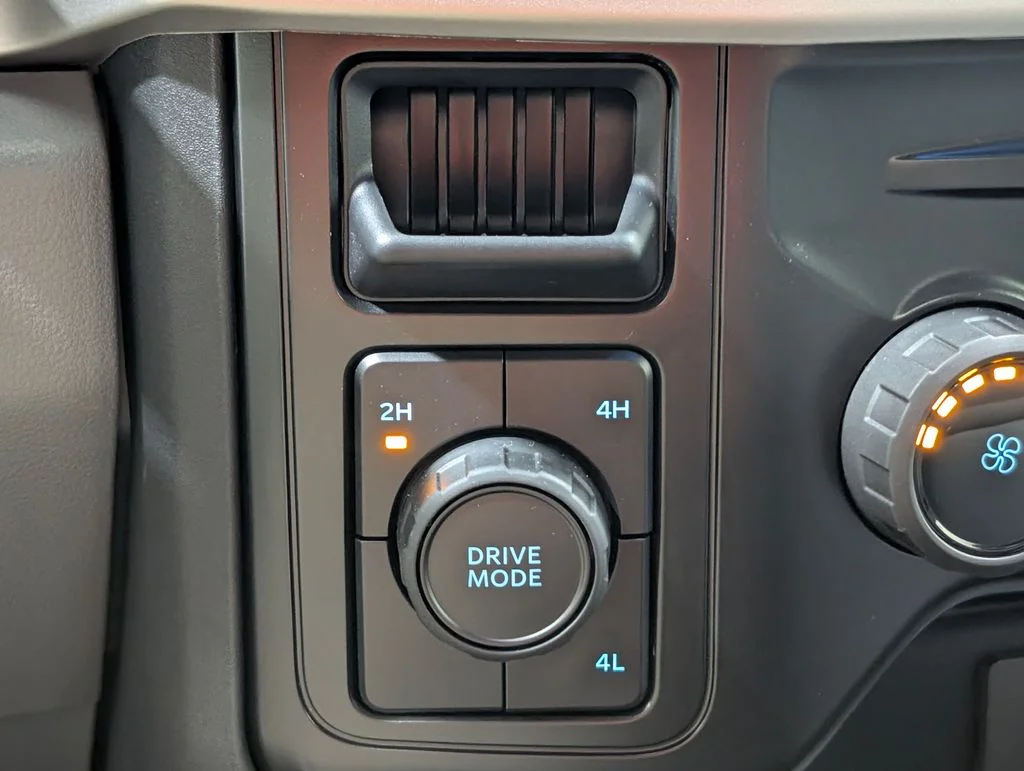 New 2026 Oxford White Ford F-450® XL image 6