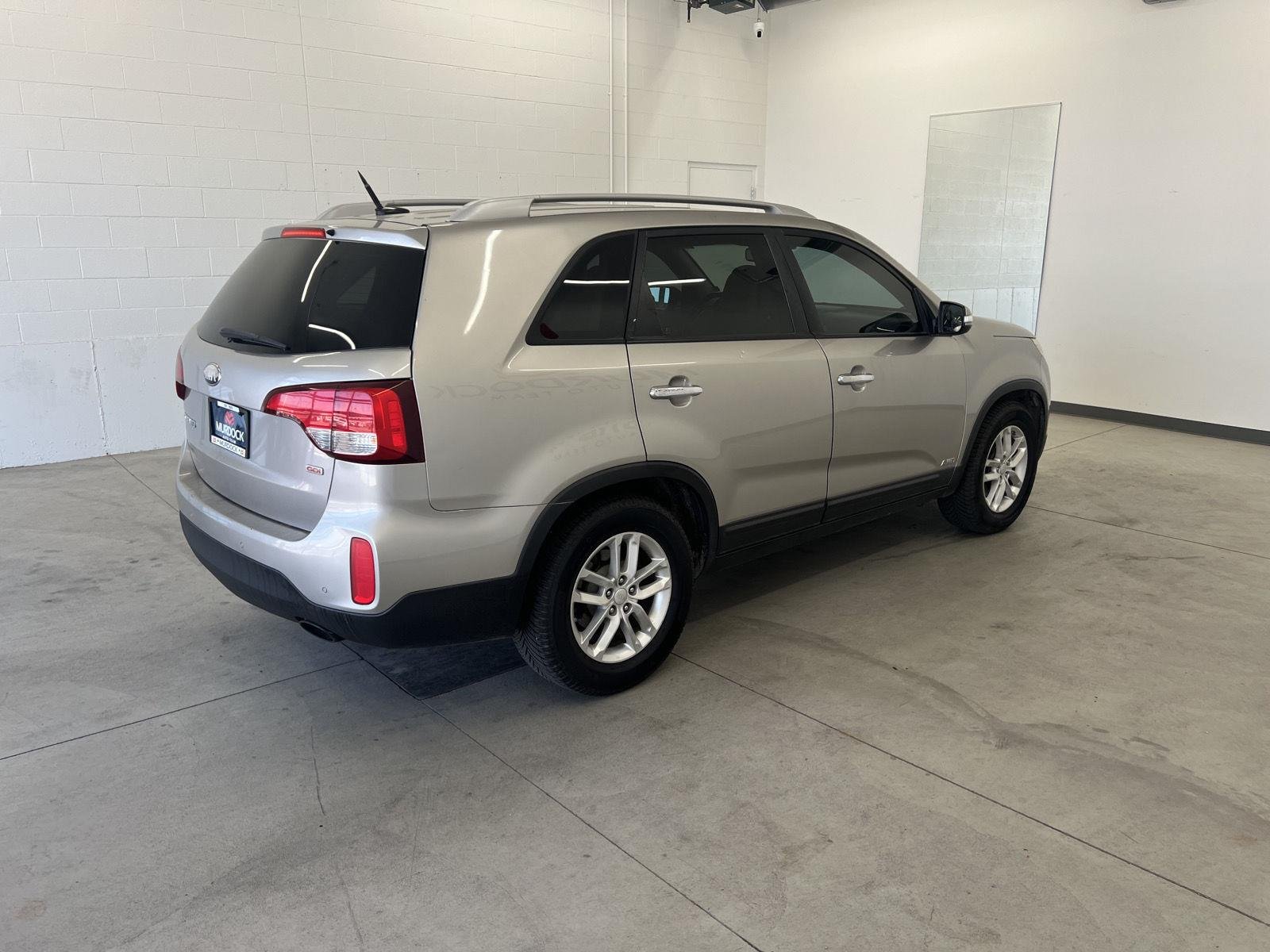 Used 2014 Satin Metal Kia LX image 4