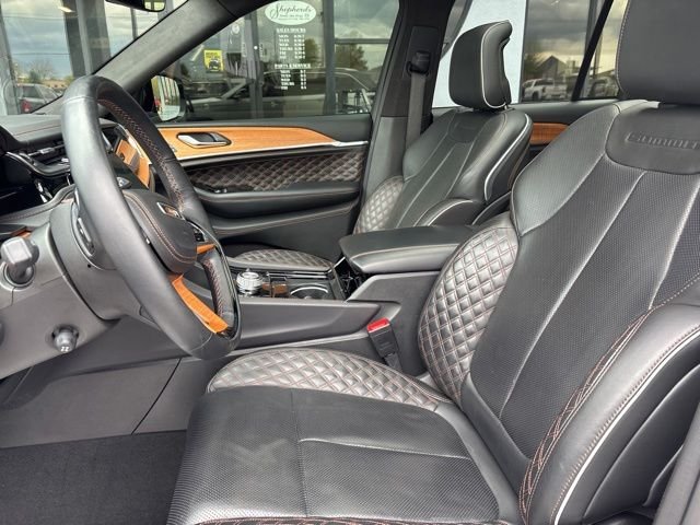 Used 2023 White Jeep Summit Reserve image 5