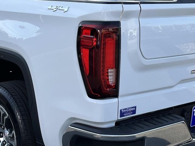 Used 2025 White GMC SLT image 5