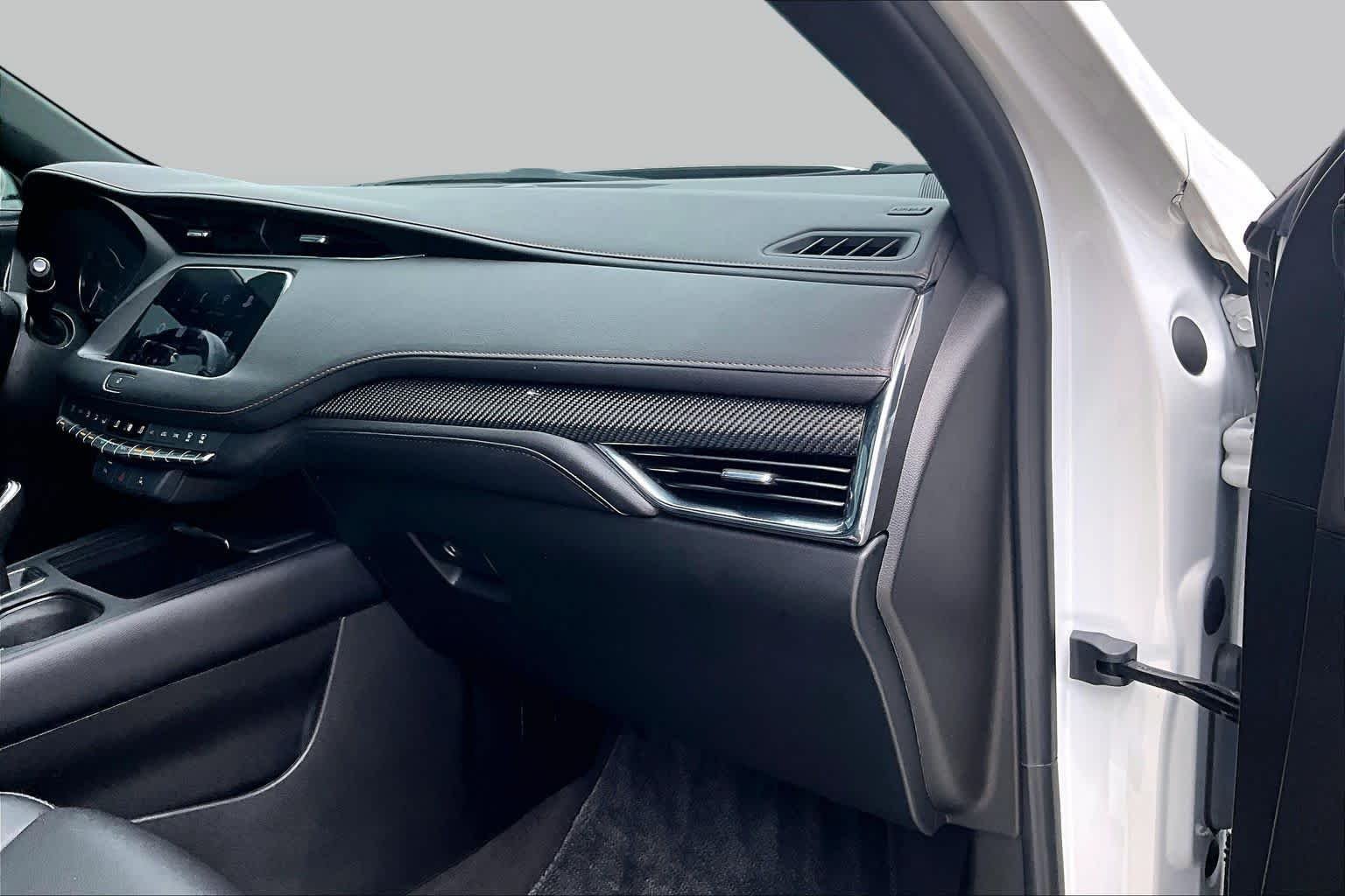 Used 2023 Crystal White Tricoat Cadillac FWD Sport image 17