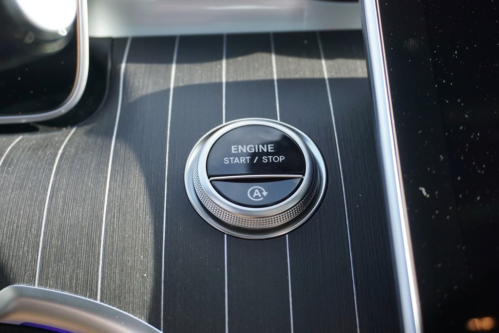 Used 2026 Graphite Grey Metallic Mercedes-Benz CLE 300 image 22