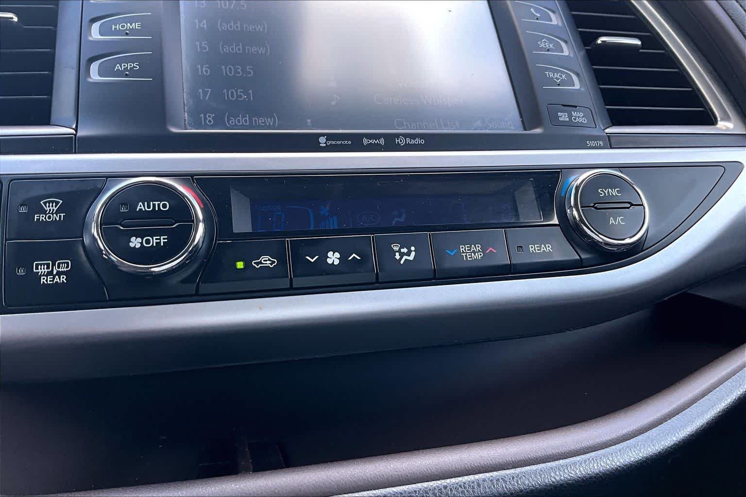 Used 2018 Midnight Black Metallic Toyota XLE image 35