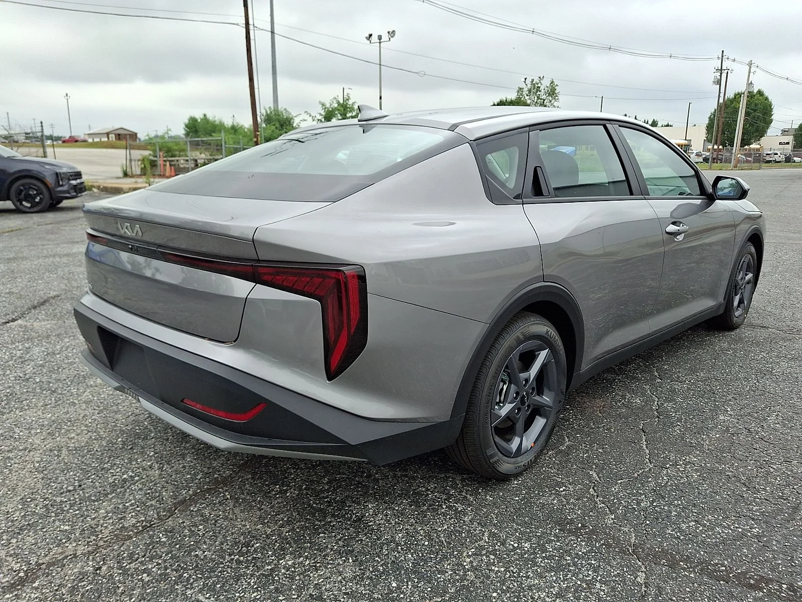 New 2026 Gray Kia LXS image 8