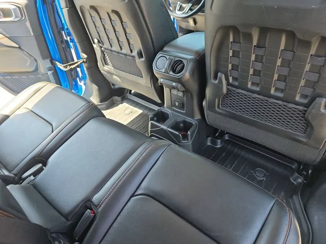 Used 2022 Blue Jeep Mojave image 12